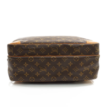 Louis Vuitton Nile Gm Crossbody Bag - image 6