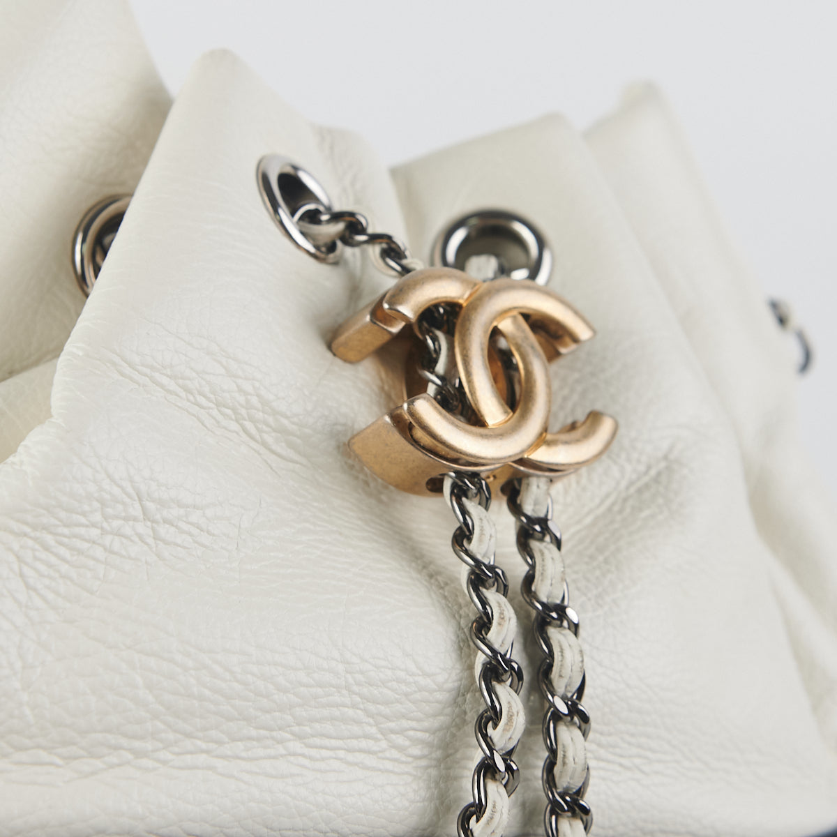 Chanel Gabrielle Drawstring Bucket Bag - photo 4