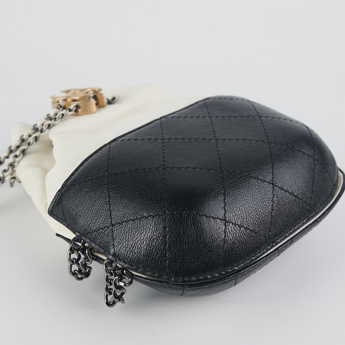 Chanel Gabrielle Drawstring Bucket Bag - photo 5