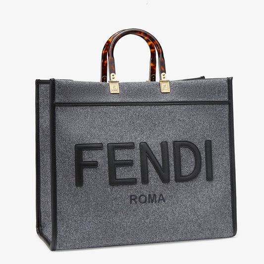 Fendi Large Gray Flannel Shopper - photo 2