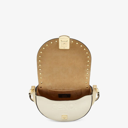 Fendi White Leather Bag - photo 4