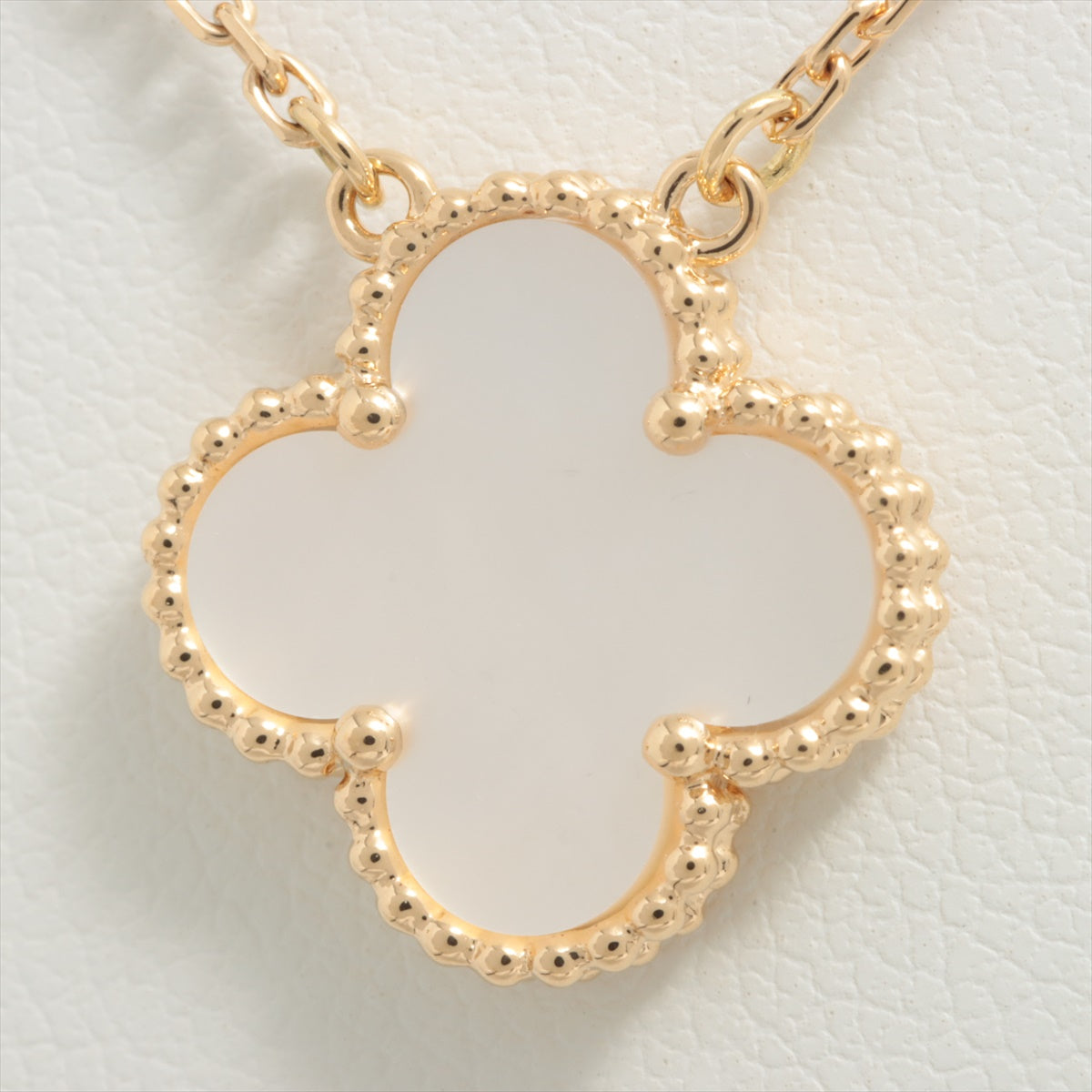 Van Cleef & Arpels Vintage Alhambra Mother of pearl Necklace - photo 2