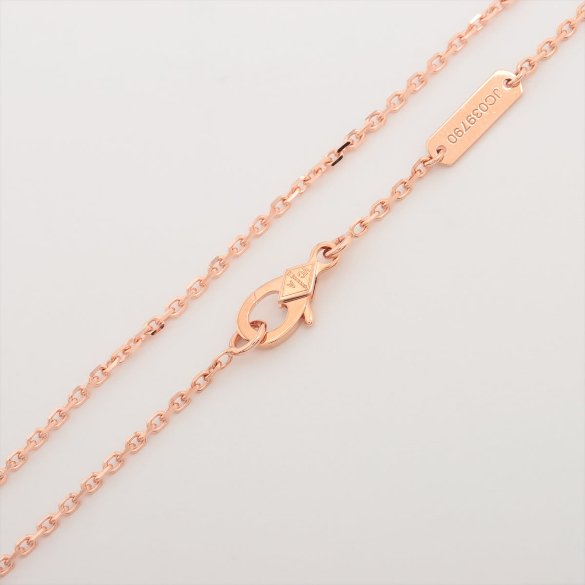 Van Cleef & Arpels Vintage Alhambra Rhodonite Diamond 2021 Holiday Necklace - photo 5