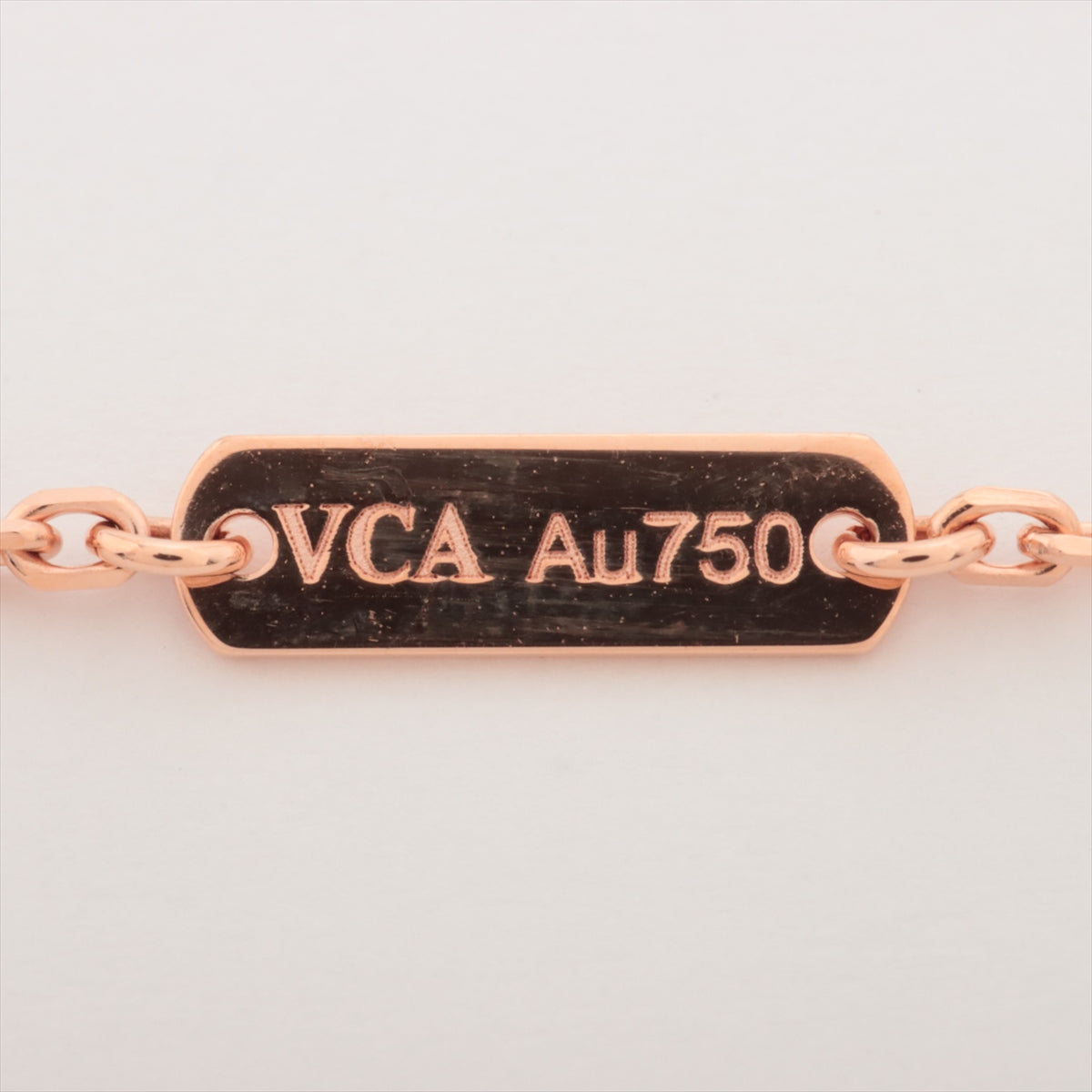 Van Cleef & Arpels Vintage Alhambra Rhodonite Diamond 2021 Holiday Necklace - photo 4