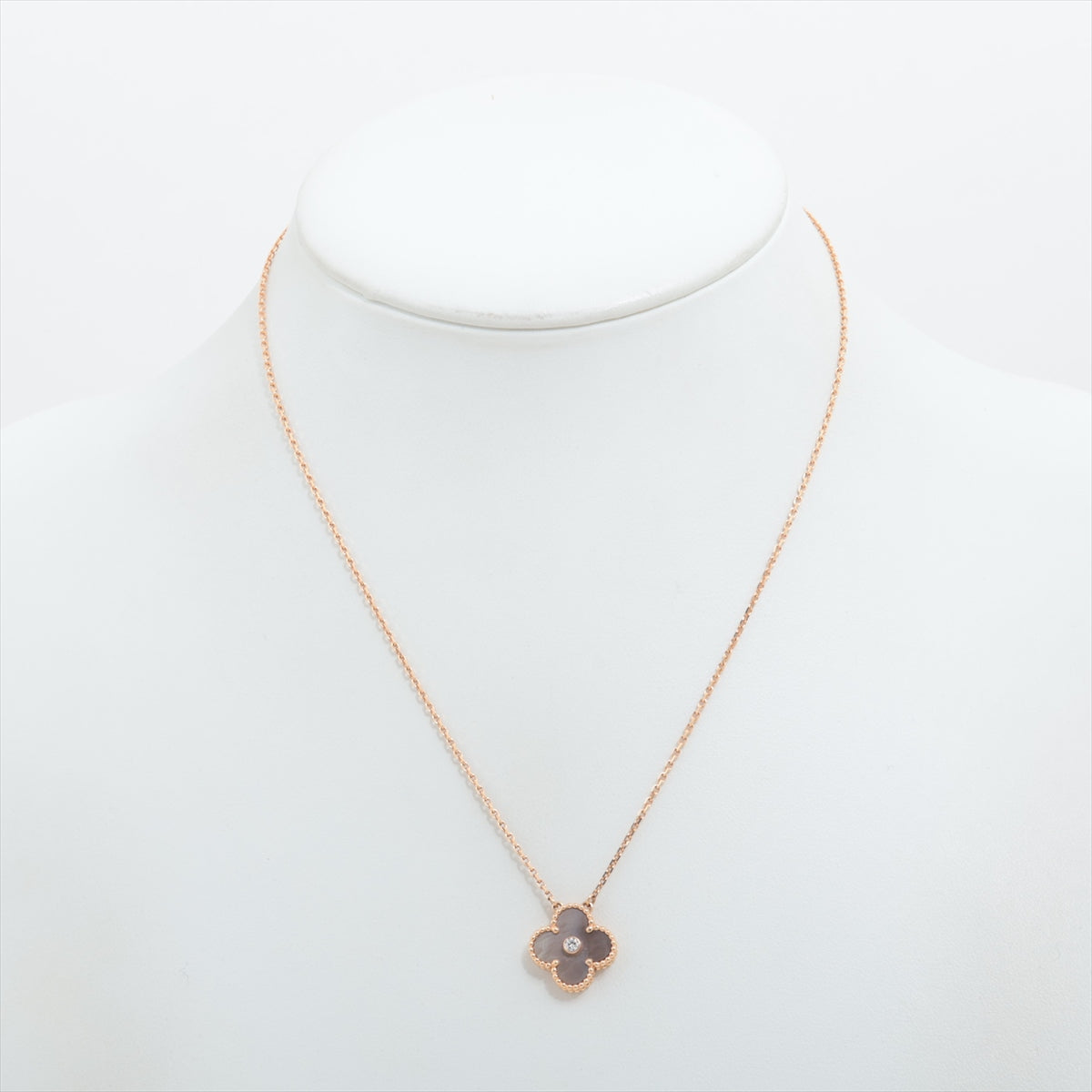 Van Cleef & Arpels Vintage Alhambra 2014 Limited Edition Holiday Grey Mother Of Pearl Diamond Necklace - photo 3