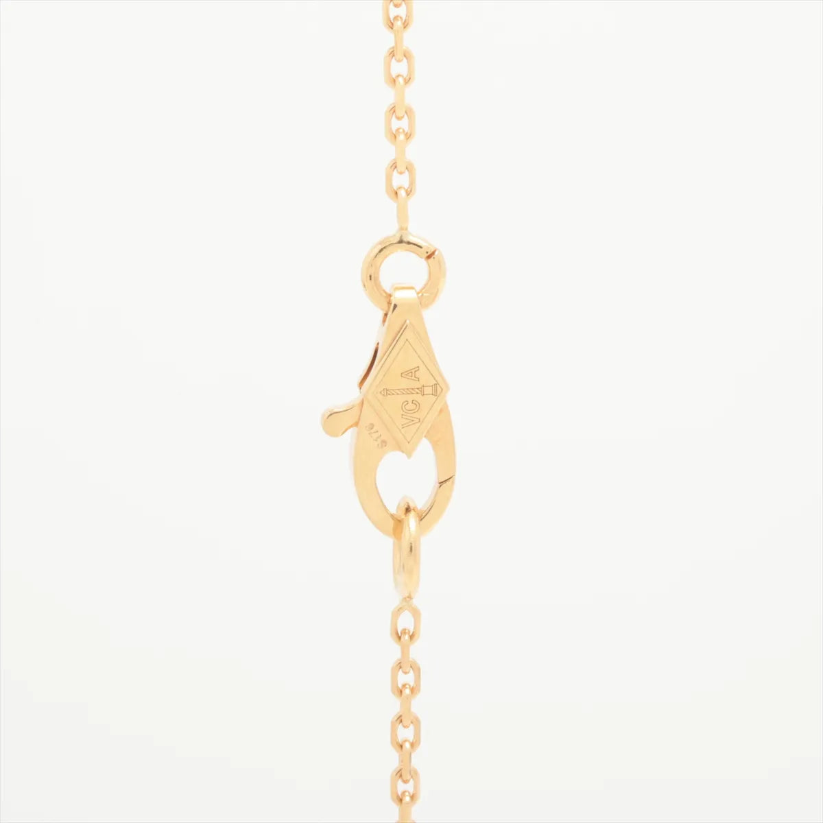 Van Cleef & Arpels Sweet Alhambra Papillon Mother of Pearl Necklace 2022 - photo 3