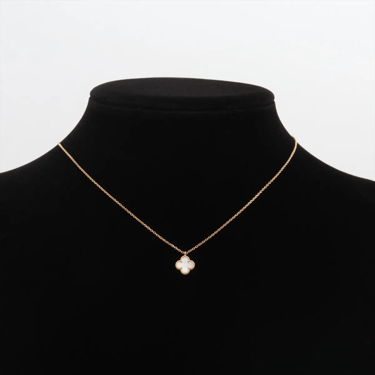 Van Cleef & Arpels Sweet Alhambra Mother of Pearl Necklace - photo 5