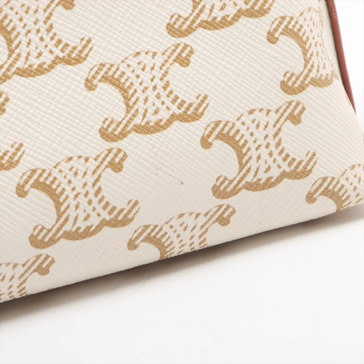 Celine Triomphe Clutch with Chain - photo 6