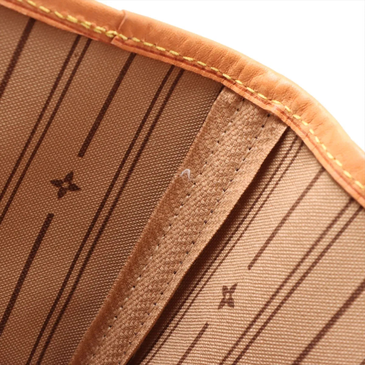 Louis Vuitton Monogram Neverfull MM - photo 11