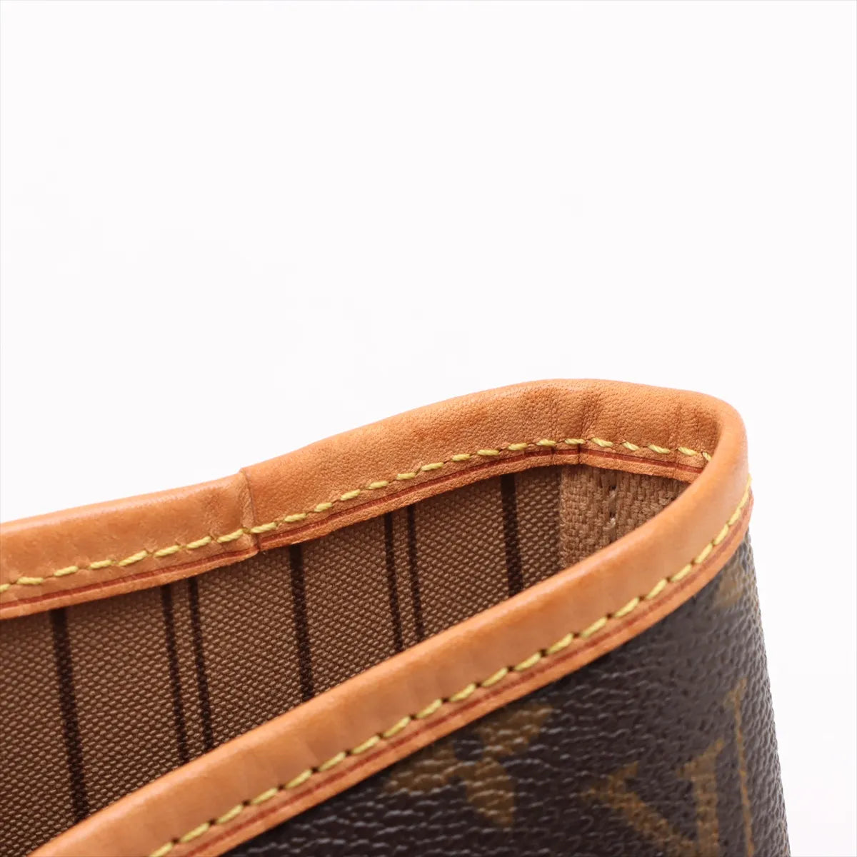 Louis Vuitton Monogram Neverfull MM - photo 13