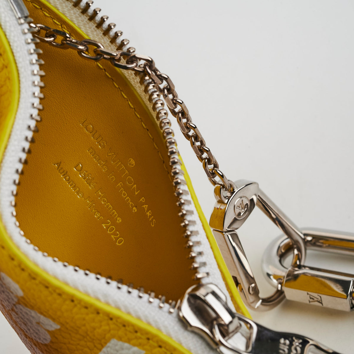 Louis Vuitton Key Holder Yellow - photo 5