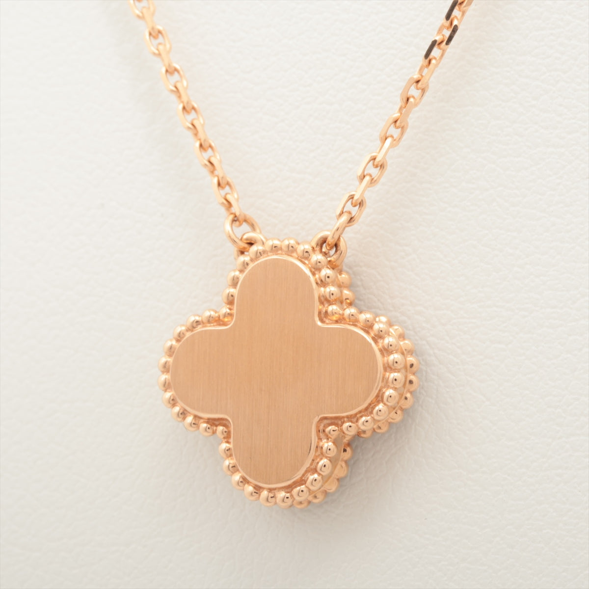 Van Cleef & Arpels Vintage Alhambra Limited Edition 2023 Holiday Pendant Obsidian Diamond Necklace - photo 3