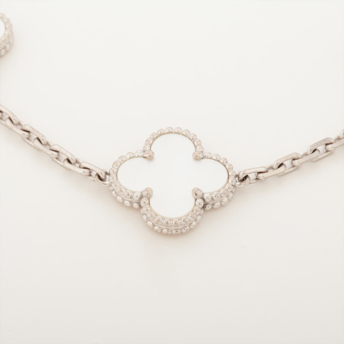 Van Cleef & Arpels Vintage Alhambra 5 Motifs Mother of Pearl Bracelet - photo 5