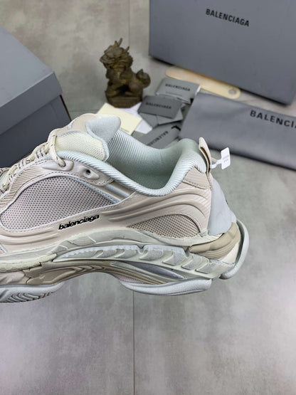 Balenciaga Jet Sneaker - Beige & Off-White - photo 6