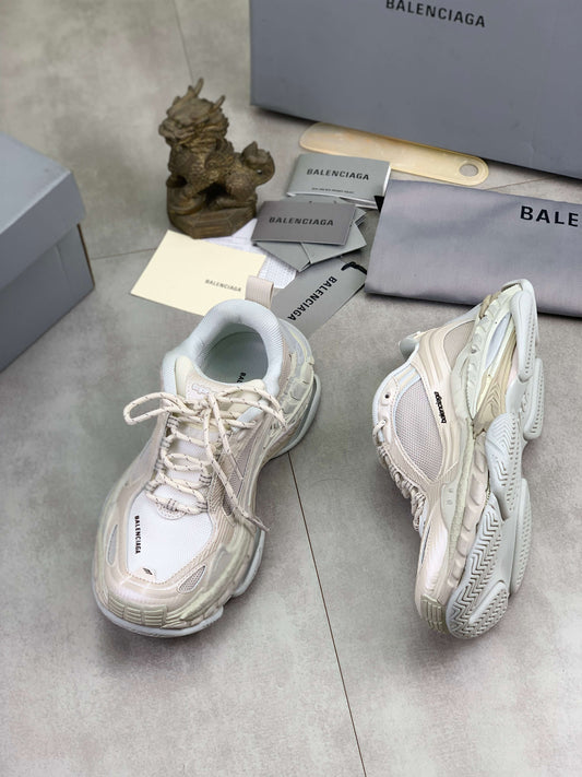 Balenciaga Jet Sneaker - Beige & Off-White - photo 2