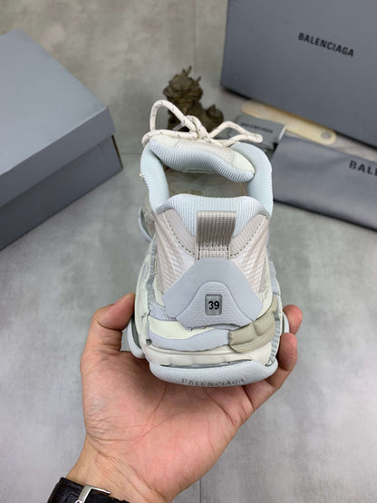 Balenciaga Jet Sneaker - Beige & Off-White - photo 3