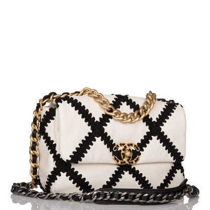 Chanel White and Black Crochet Quilted Calfskin Medium 19 Flap Bag Mixed Hardware - photo 2