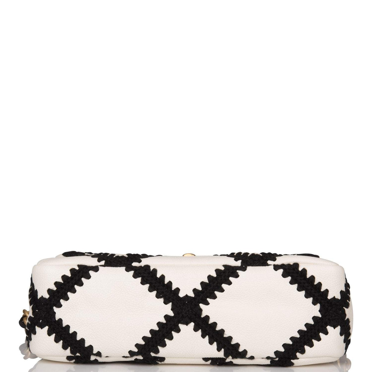 Chanel White and Black Crochet Quilted Calfskin Medium 19 Flap Bag Mixed Hardware - photo 6