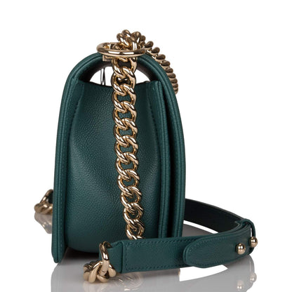 Chanel Green Quilted Caviar Medium Boy Bag Light Gold Hardware - photo 4