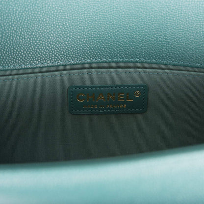 Chanel Green Quilted Caviar Medium Boy Bag Light Gold Hardware - photo 9