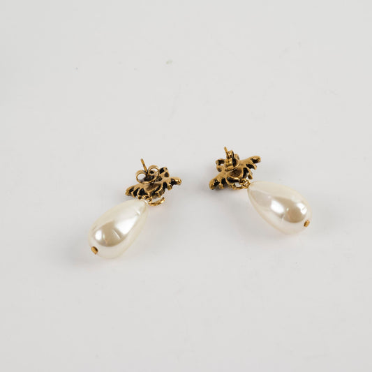 Gucci Aged Gold Finish Bee Earrings with Drop Pearl - photo 2