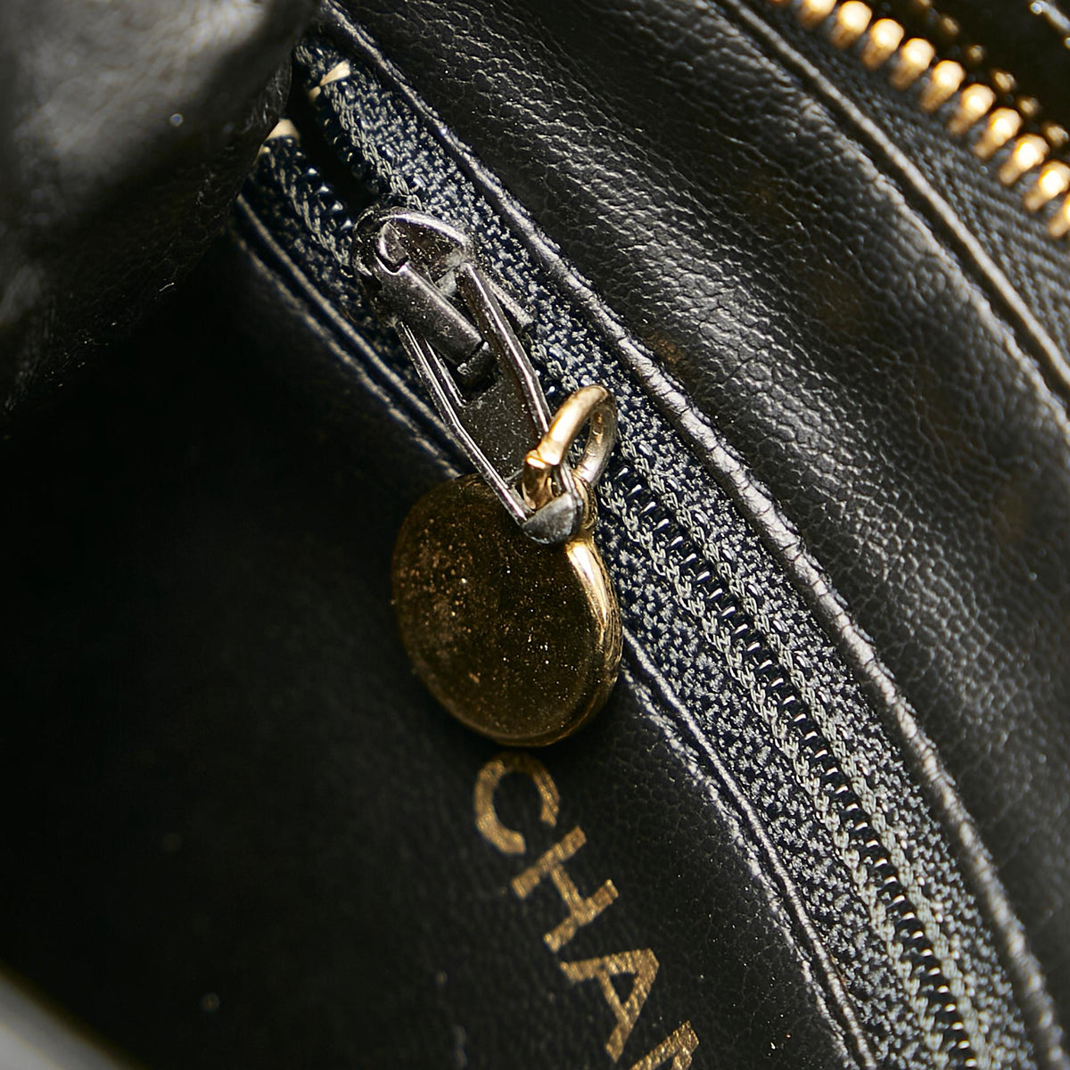 Chanel CC Patent Leather Belt Bag - image 9