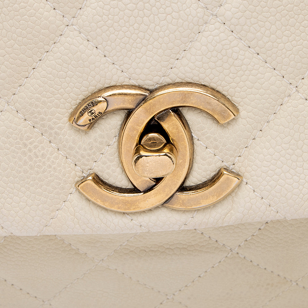 Chanel Caviar Leather Country Chic Messenger Bag - image 9