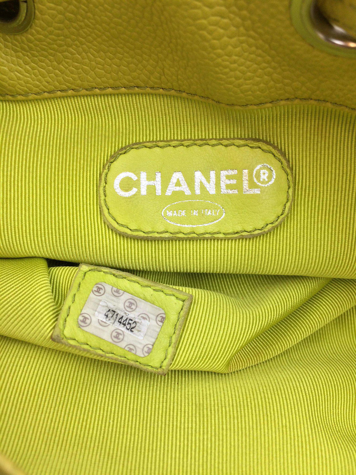 Chanel Caviar Leather Drawstring Bucket Bag - photo 11