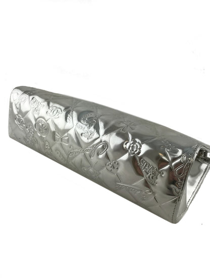Chanel Embossed Patent Leather Lucky Symbols Pochette - photo 6