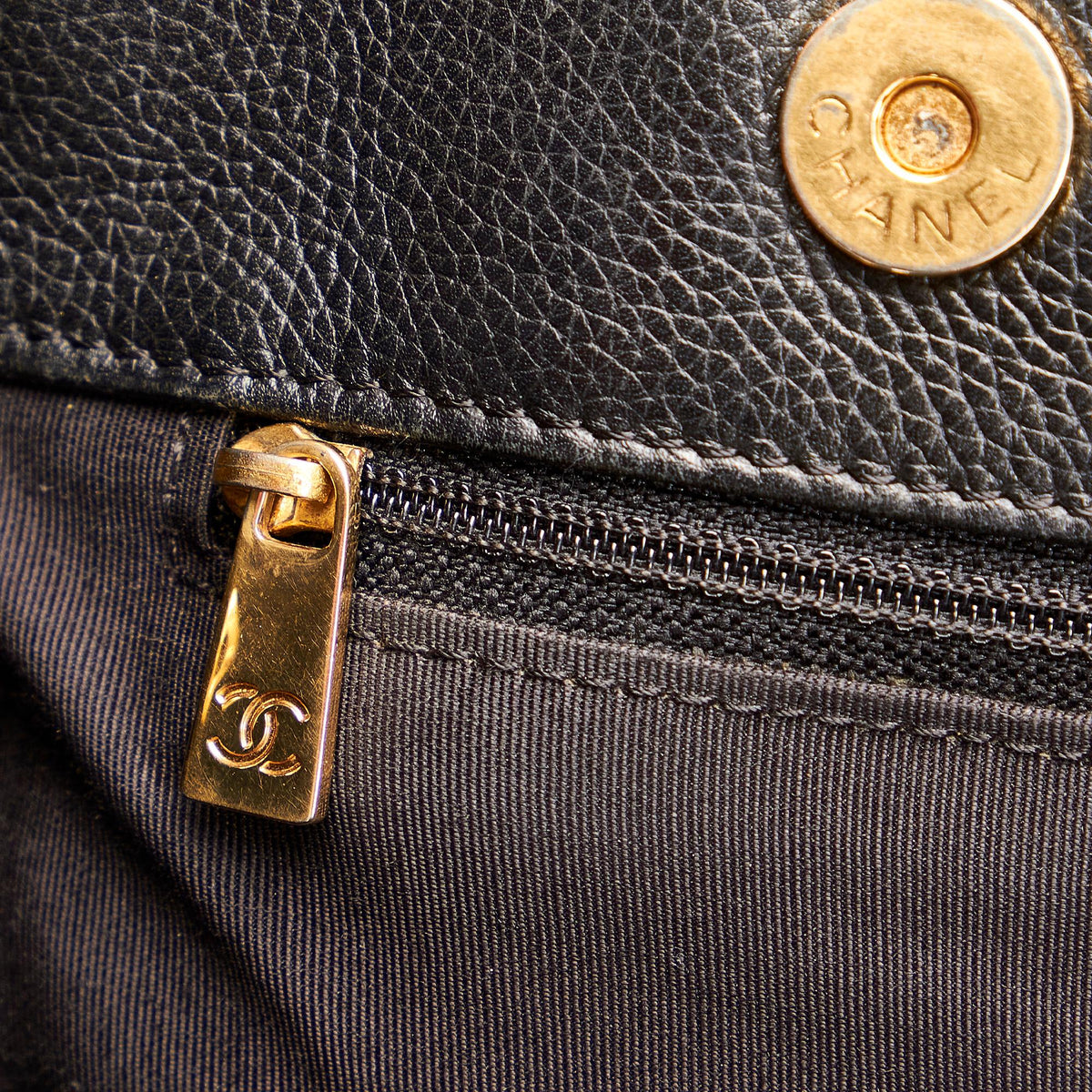 Chanel Executive Cerf Leather Tote Bag - image 9