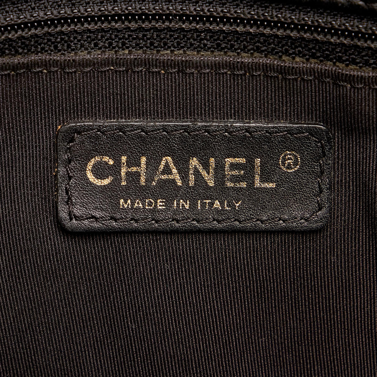 Chanel Executive Cerf Leather Tote Bag - image 7