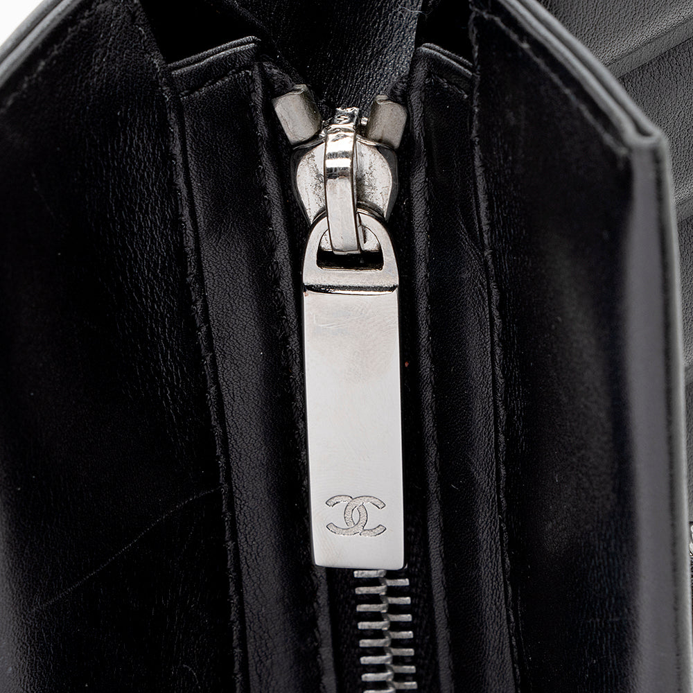 Chanel Leather LAX Shoulder Bag - image 9