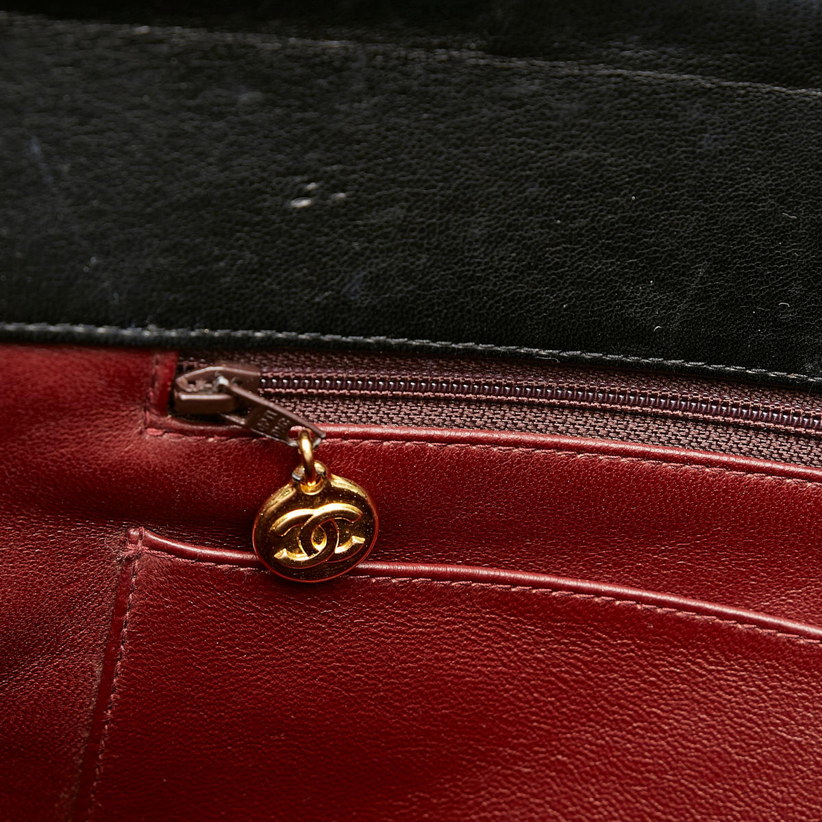 Chanel Matelasse Lambskin Leather Shoulder Bag - image 9