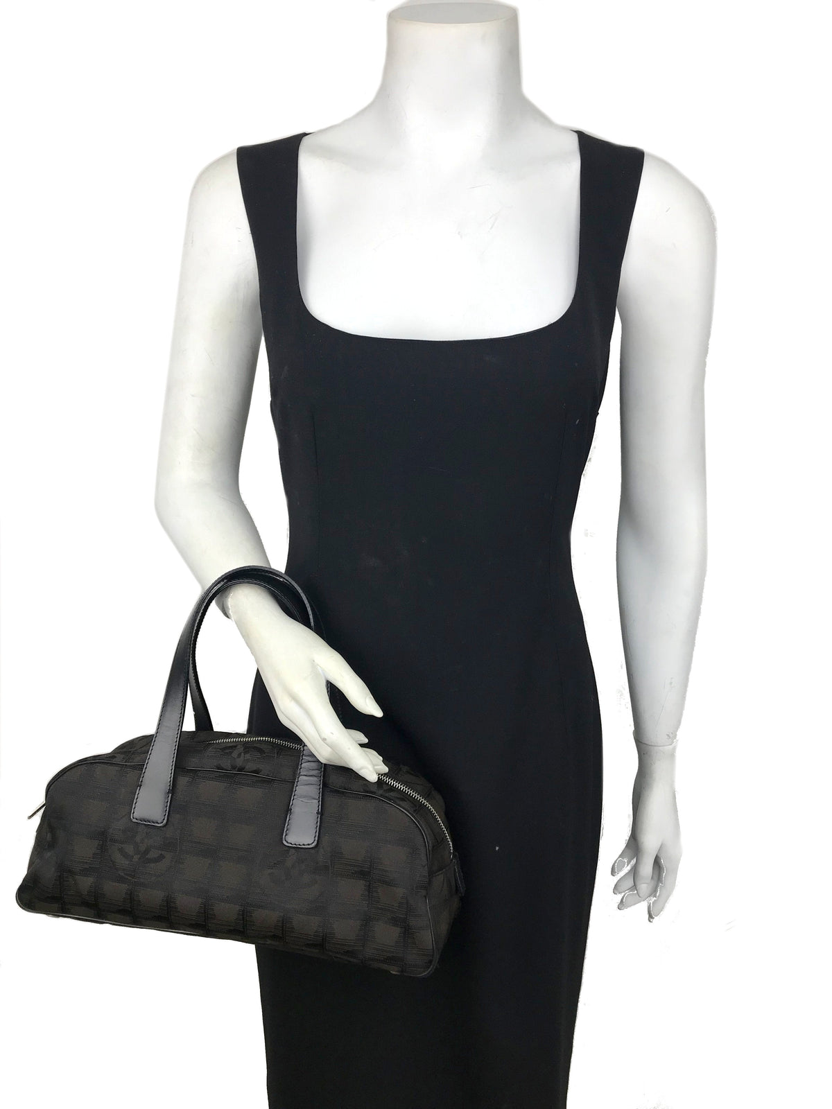 Chanel Printed Nylon Travel Line Baguette - photo 2