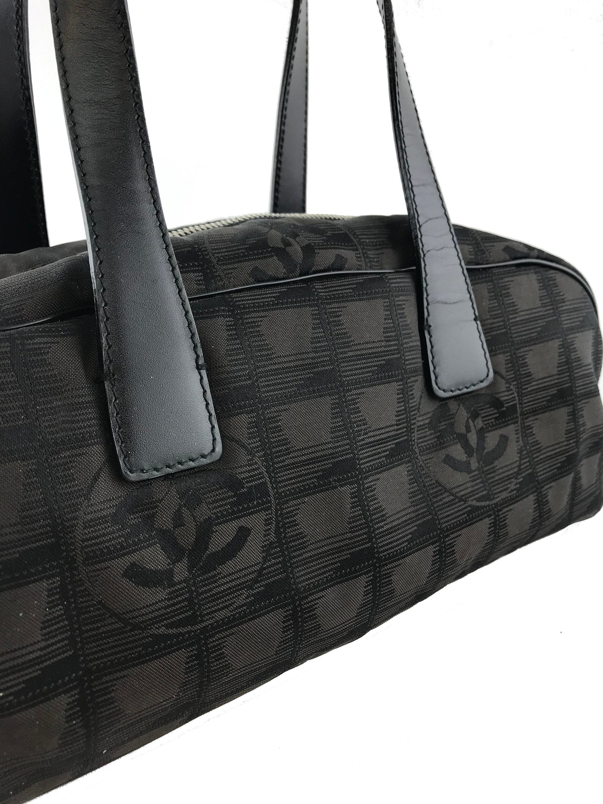 Chanel Printed Nylon Travel Line Baguette - photo 3
