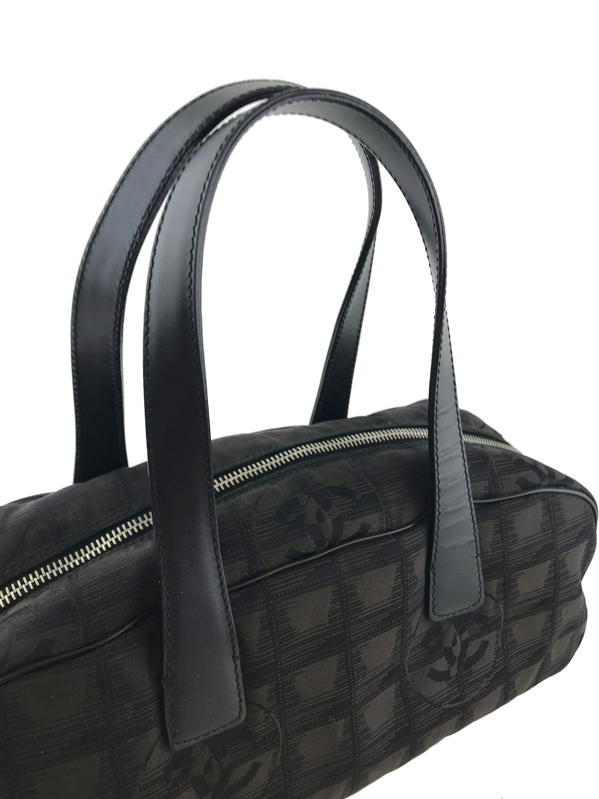 Chanel Printed Nylon Travel Line Baguette - photo 5