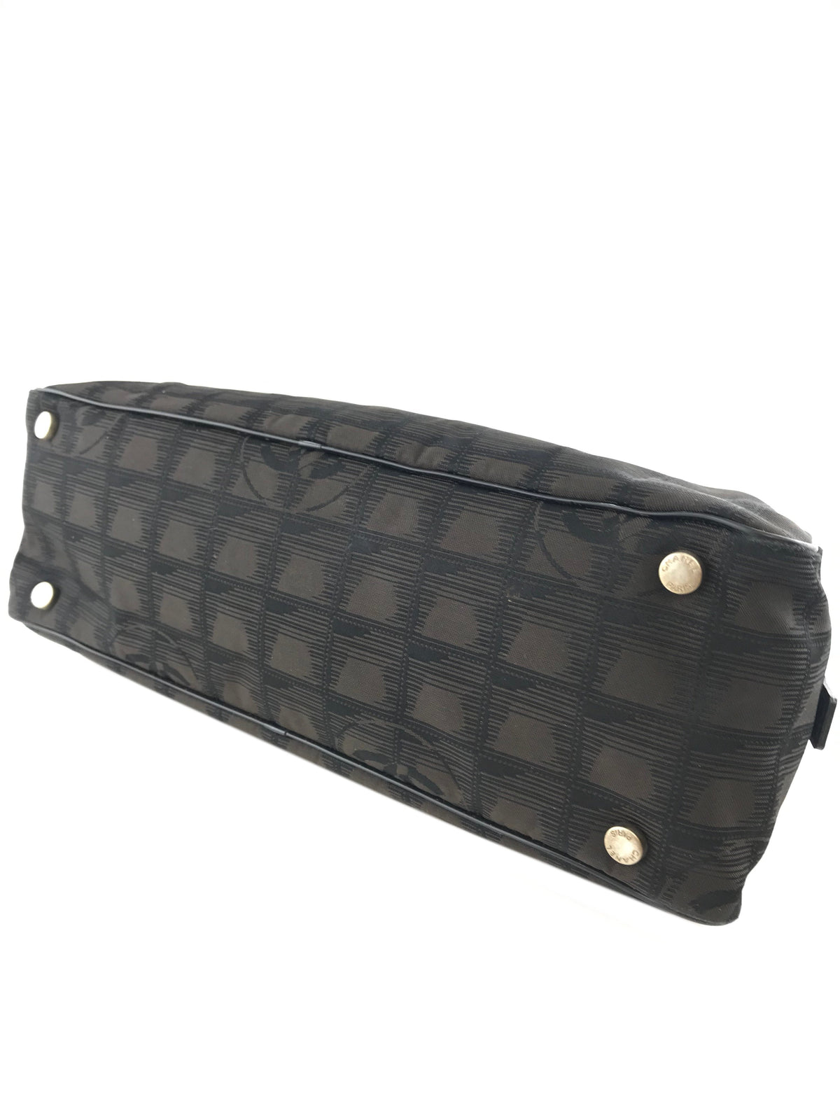 Chanel Printed Nylon Travel Line Baguette - photo 7