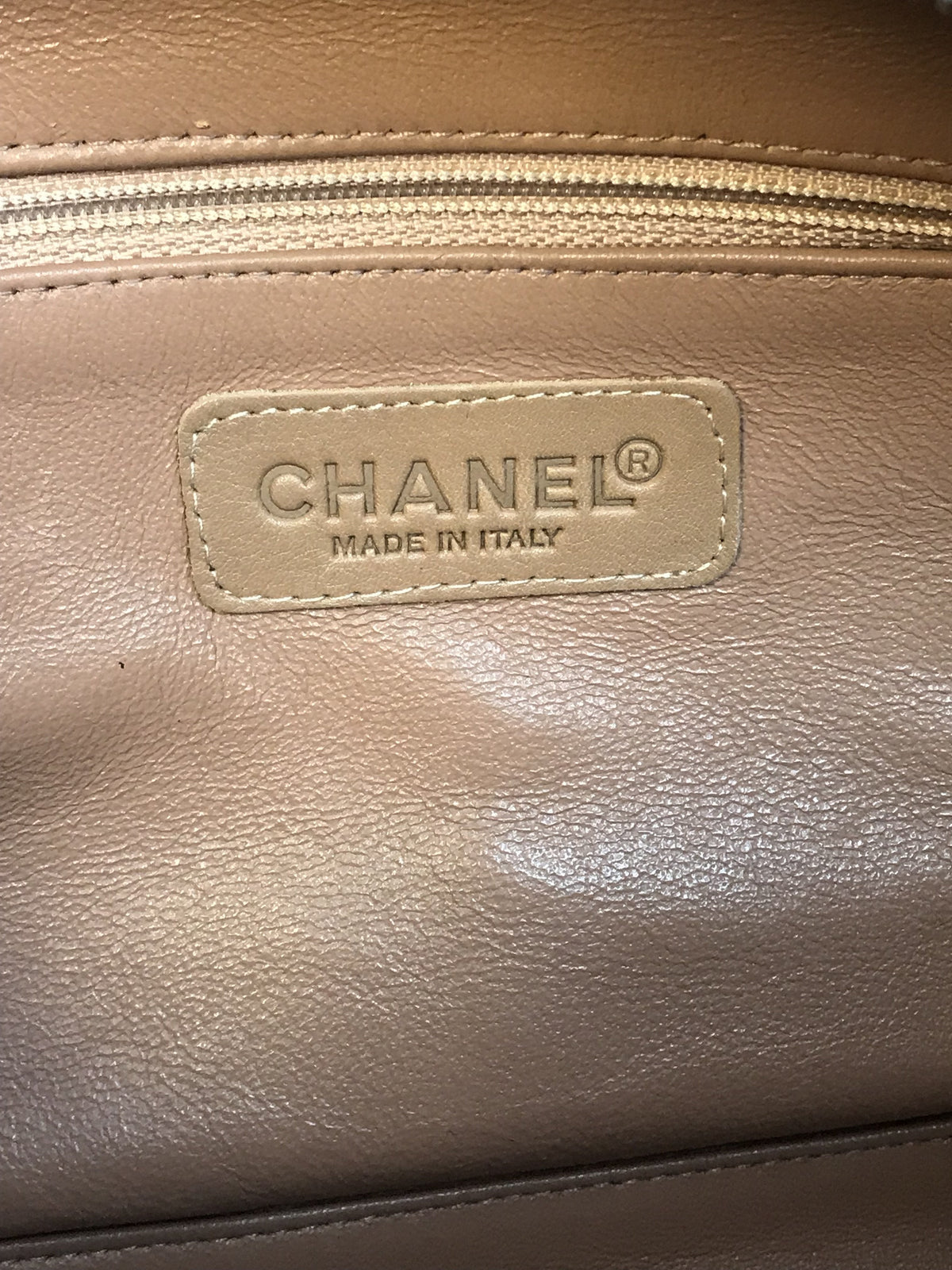 Chanel Quilted Caviar Leather Small Bowler Bag - photo 10