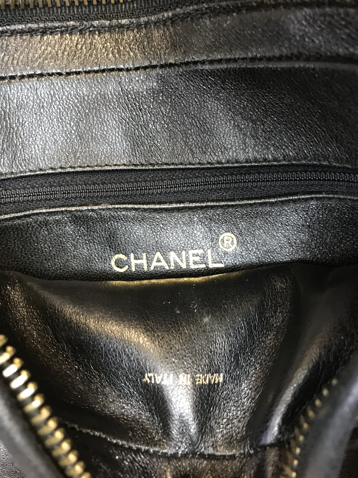 Chanel Quilted Lambskin Tassel Camera Case Bag - photo 9