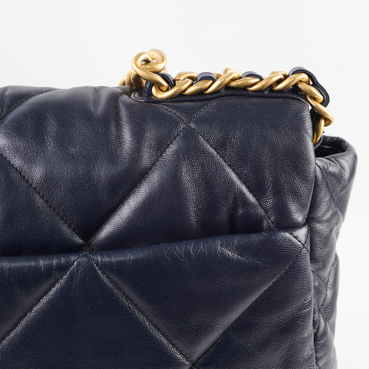 Chanel 19 Large Navy (30 Series) - photo 8