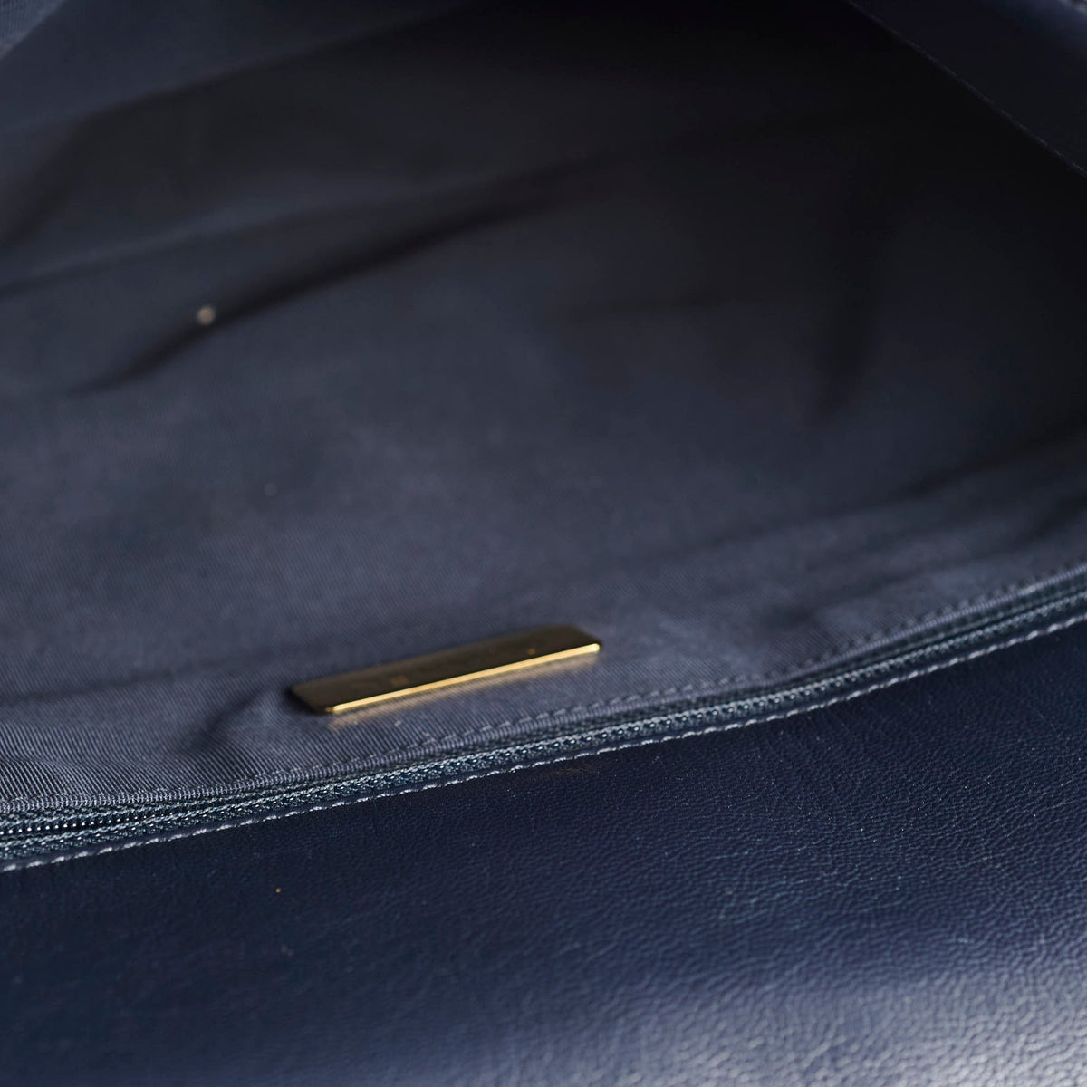 Chanel 19 Large Navy (30 Series) - photo 13