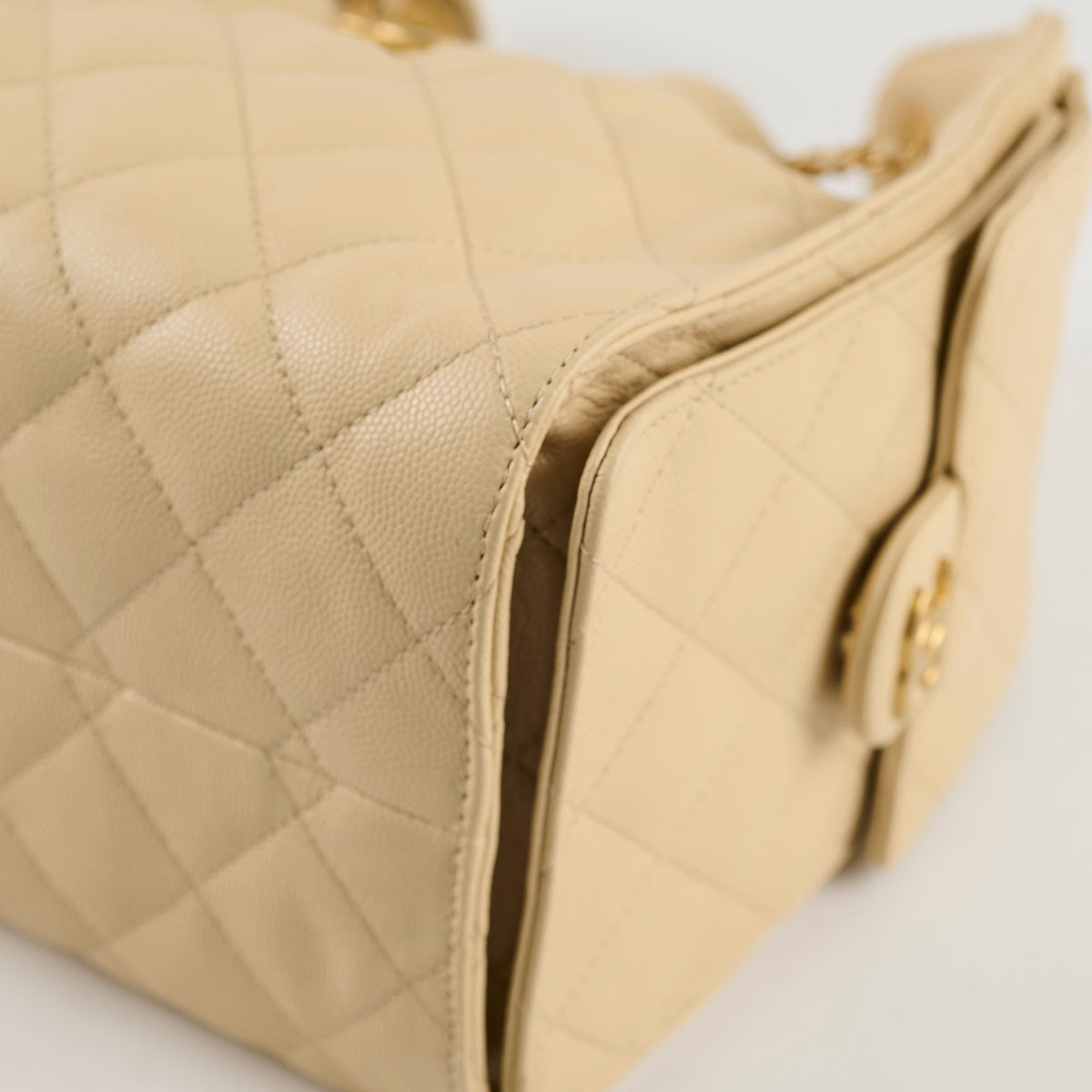 Chanel 25 Small Beige - photo 9