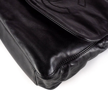 Chanel Vintage Messenger Bag - photo 5