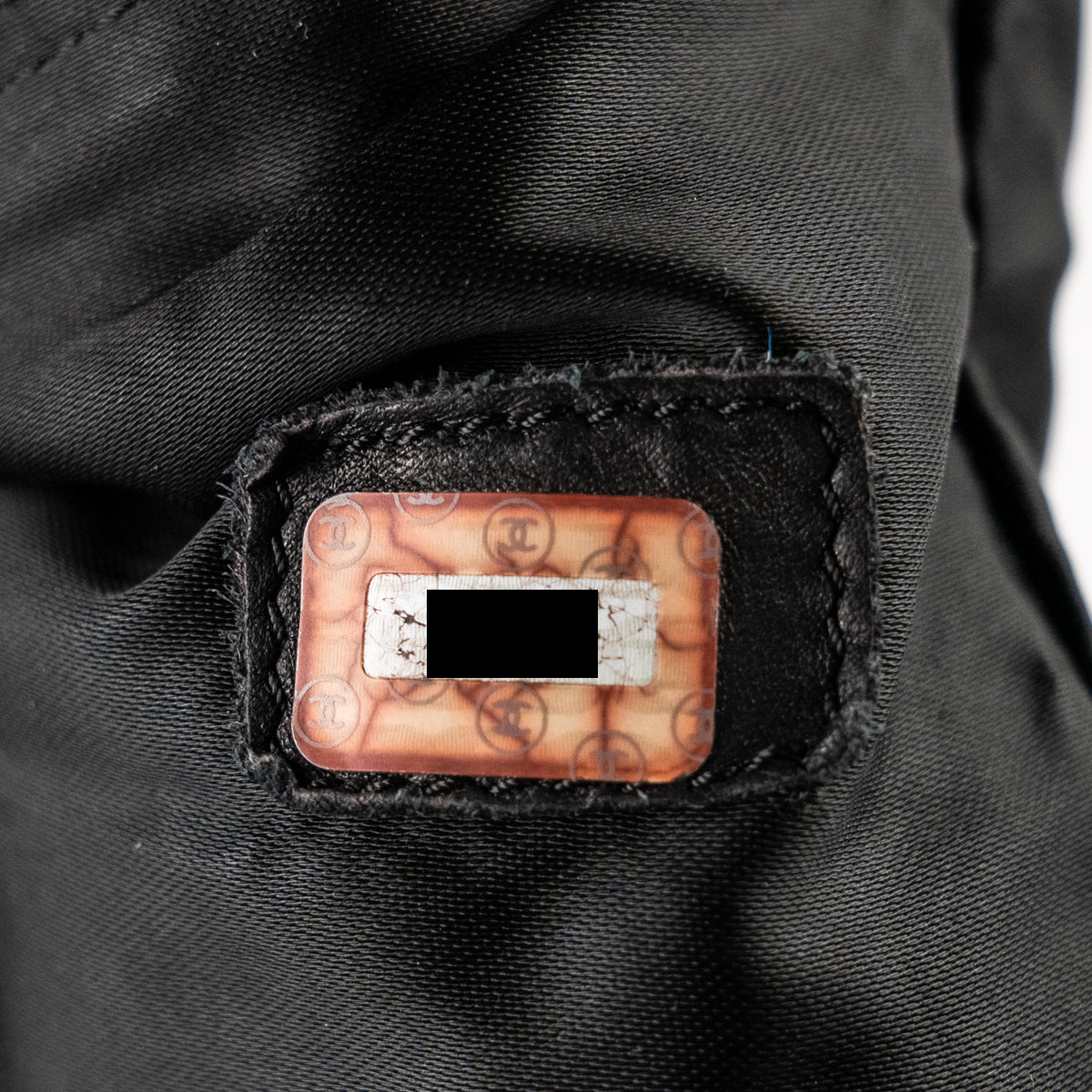 Chanel Vintage Messenger Bag - photo 9