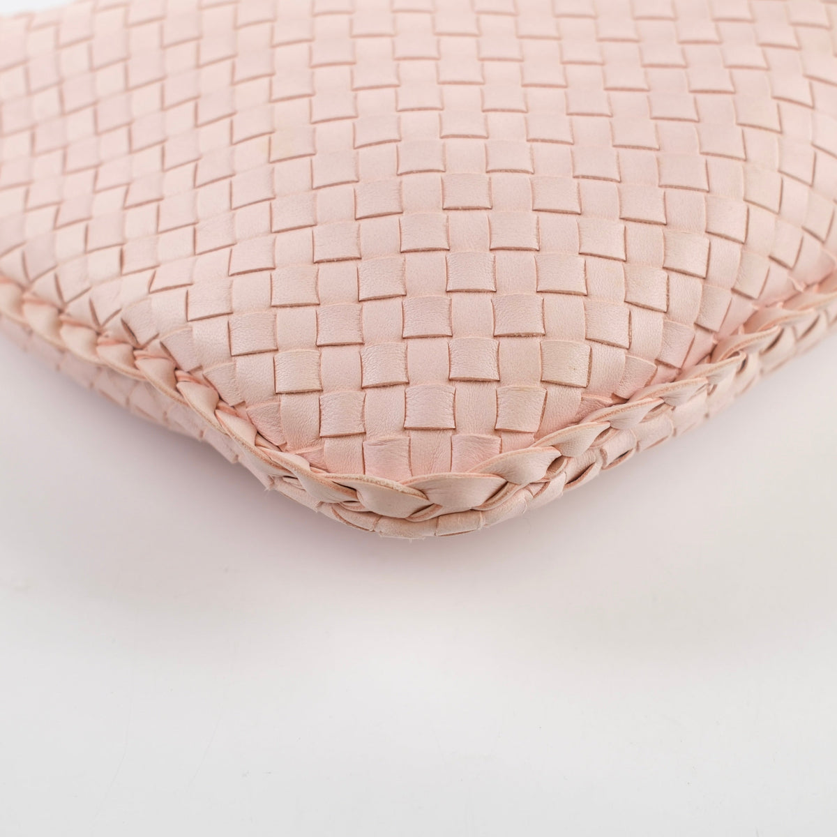 Bottega Veneta Medium Intrecciato Hobo Bag Pink Lambskin - photo 16