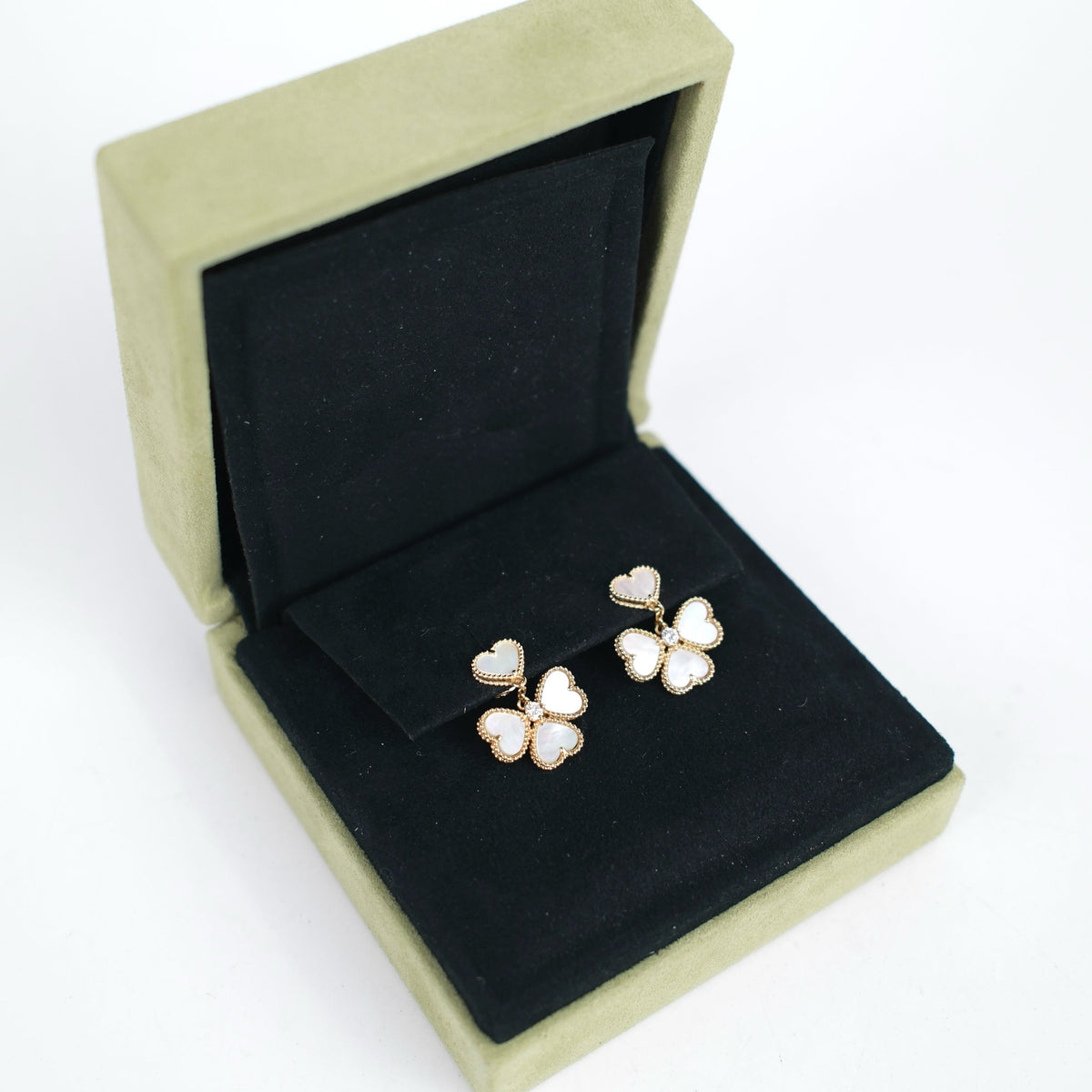 Van Cleef & Arpels Sweet Hearts Mother of Pearl MOP Earrings - photo 7