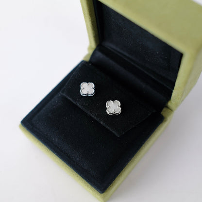 Van Cleef & Arpels Sweet Alhambra white mother of pearl Earstuds 2019 - photo 9