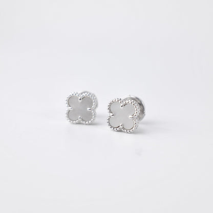Van Cleef & Arpels Sweet Alhambra white mother of pearl Earstuds 2019 - photo 5