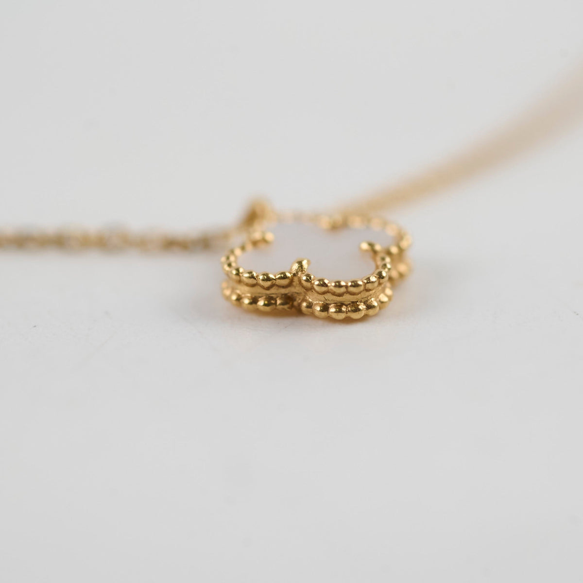 Van Cleef and Arpels Sweet Mother of Pearl MOP Necklace - photo 7