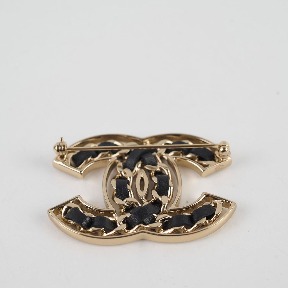 Chanel Black/Gold CC Logo Brooch Costume Jewellery - photo 2
